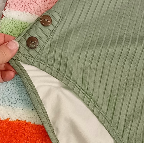 Aqua Couture Women's Size 1X Olive Green Ribbed One Piece Swim Suit Beachy - Picture 7 of 9